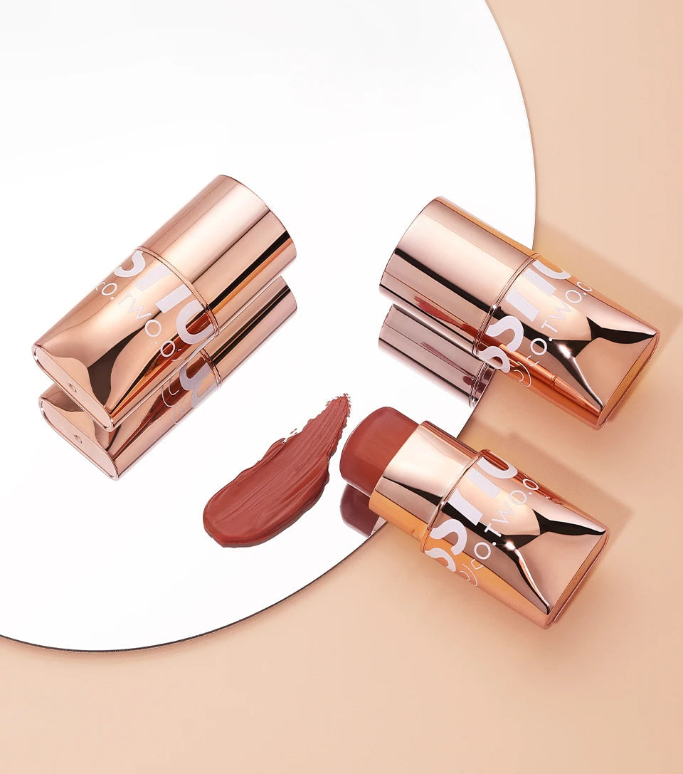 Batom Matte Lipstick 3 em 1 - Boca, Sombra e Blush